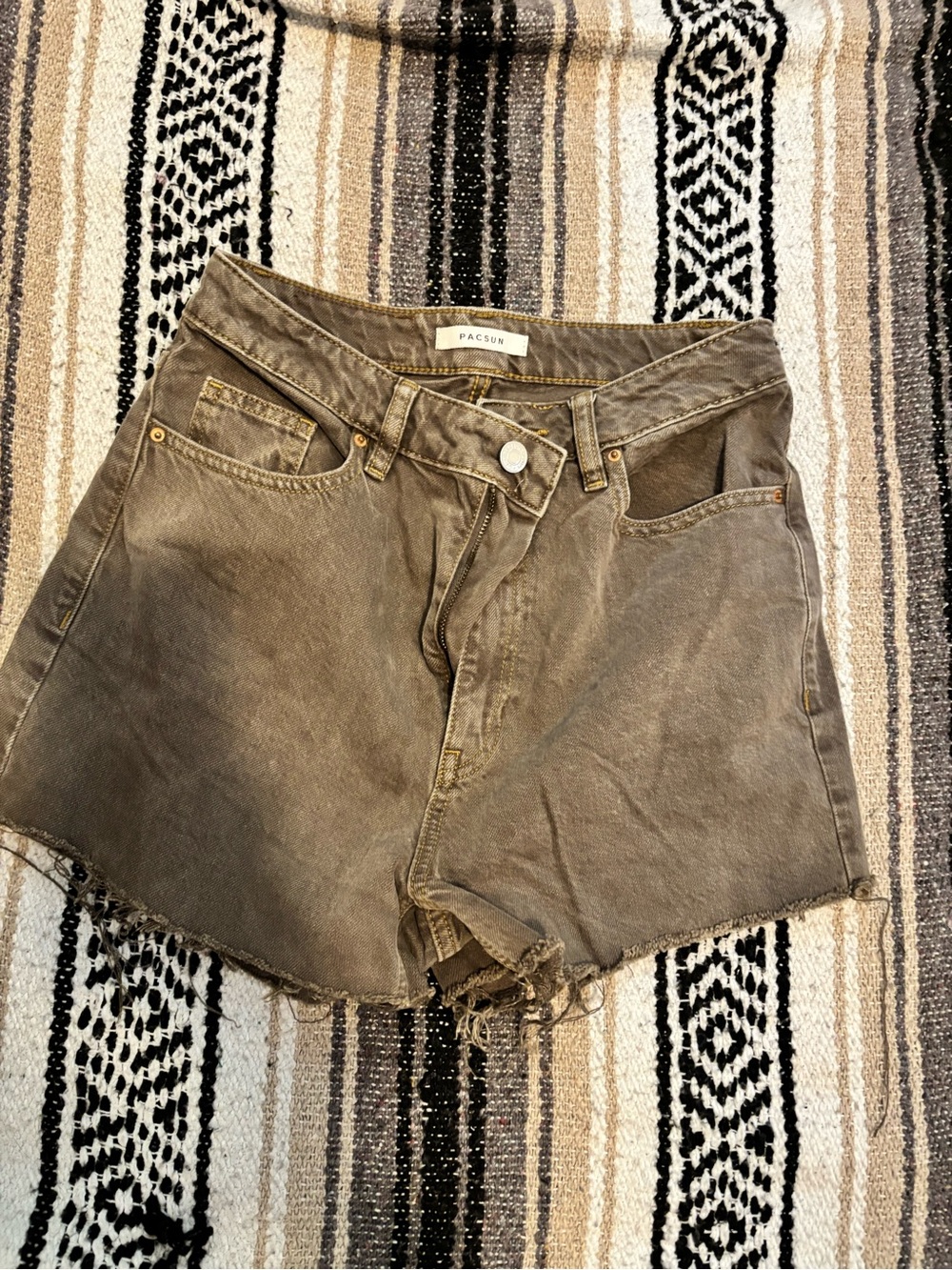 PacSun Olive Green High-Rise Frayed Hem Jean Shorts